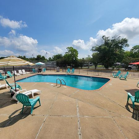 Twin Star Lodge Biloxi Ngoại thất bức ảnh